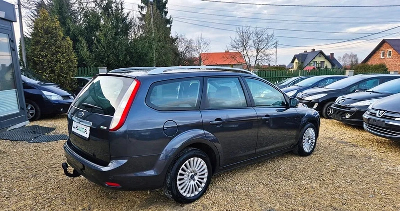 Ford Focus cena 16500 przebieg: 236000, rok produkcji 2009 z Pabianice małe 781